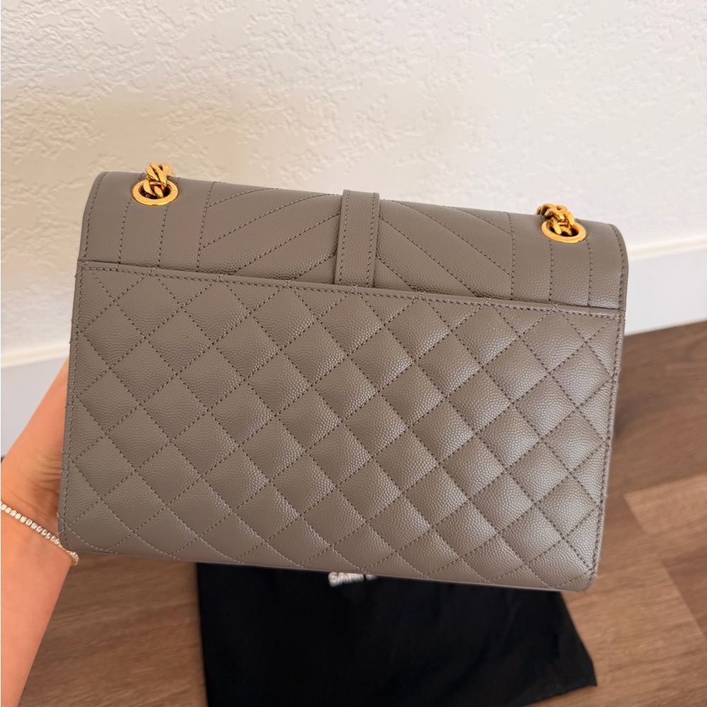 Yves Saint Laurent medium envelope bag - Picture 2 of 6